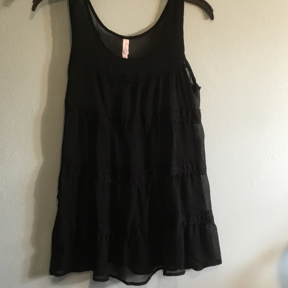 Xhilaration Black Tiered Sleeveless Top